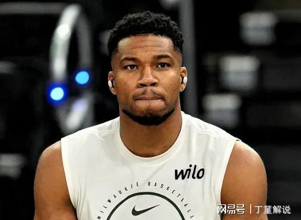  【深度解析】联盟介入调查雄鹿：字母哥与球队健康认定分歧背后的职业体育契约危机 体育新闻