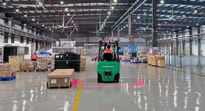  杭州萧山机场：从298万到5040万，25年旅客量跨越17倍的数字密码 新闻