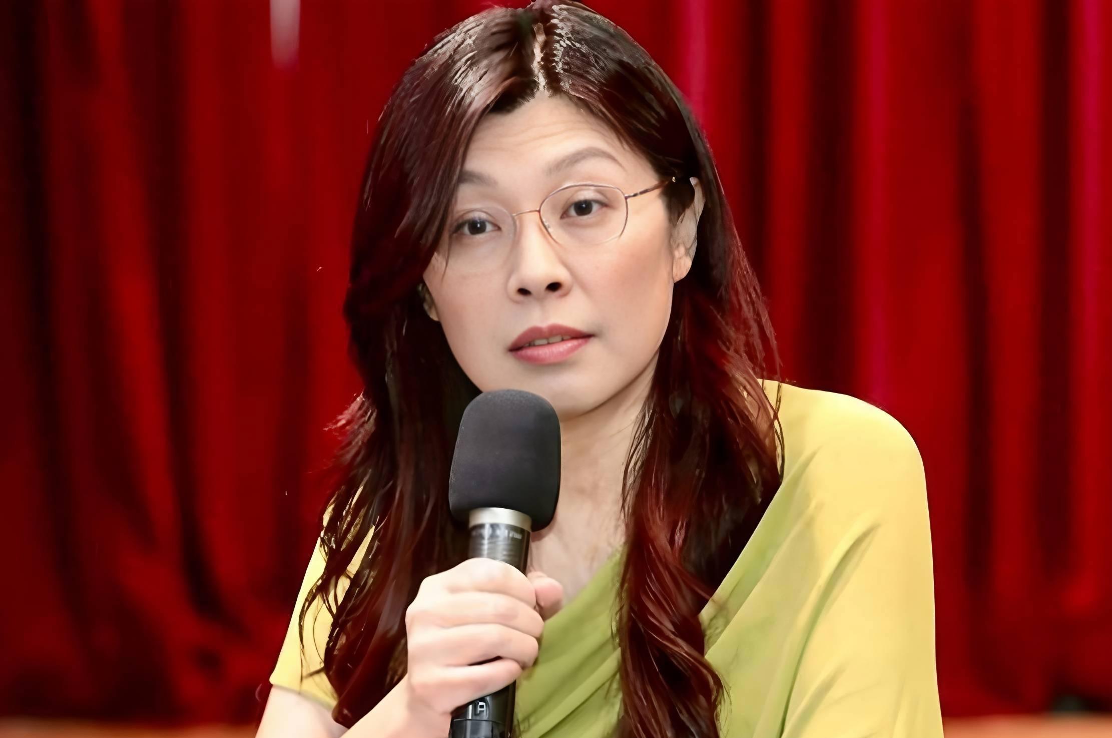  【两岸观察】从对抗到对话：郑丽文访陆背后的政治力学解析 新闻